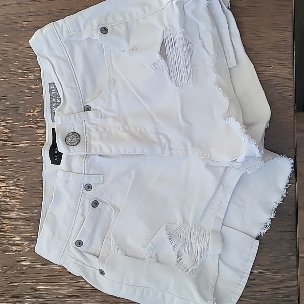 Aeropostale Size 0 shorts(white)